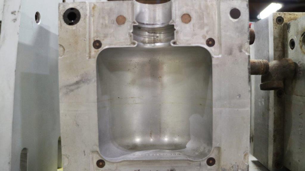 24 Oz. Square Bottle