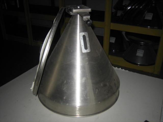 Hopper w/lid — SKU 102464