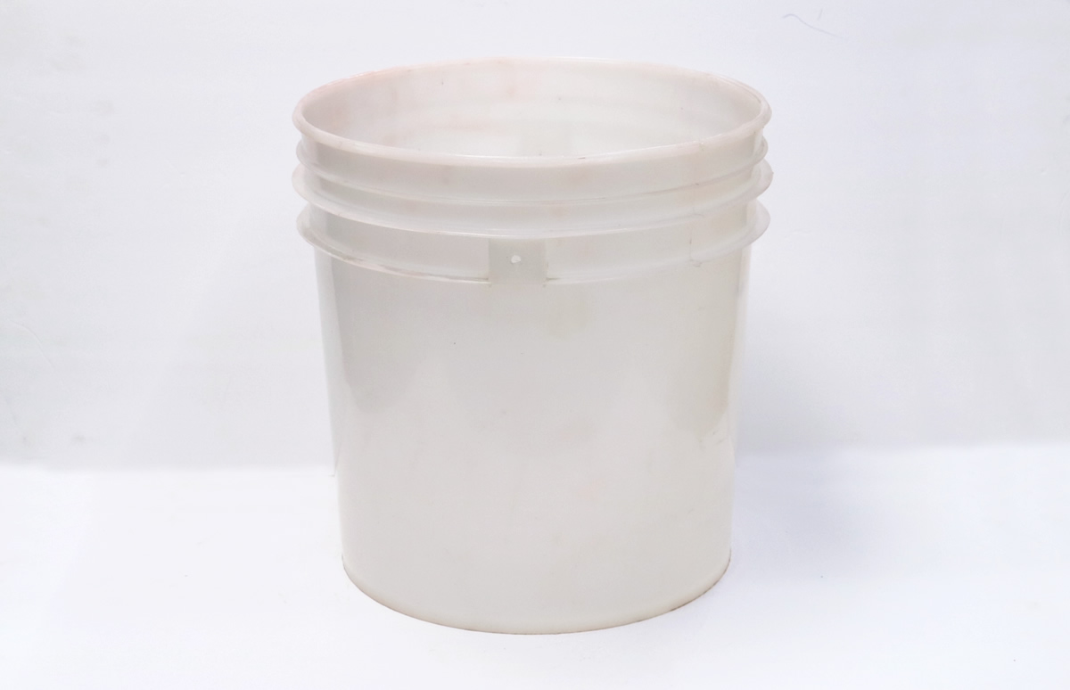 4.5 gal Pail — 47.25 x 23.5 x 35.5 in, 2 cavities, SKU 510742