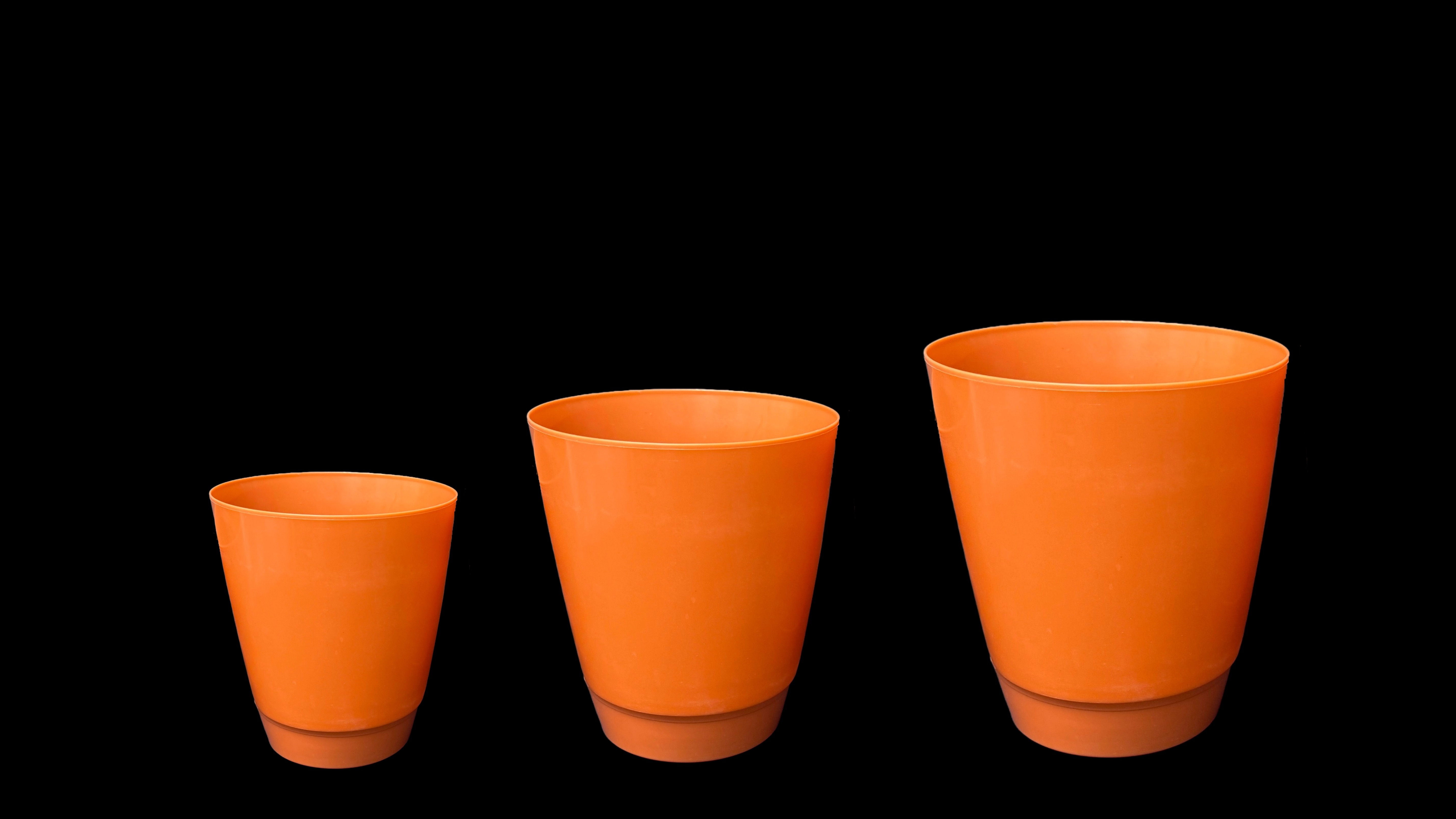 Set of 3 Planters with Trays