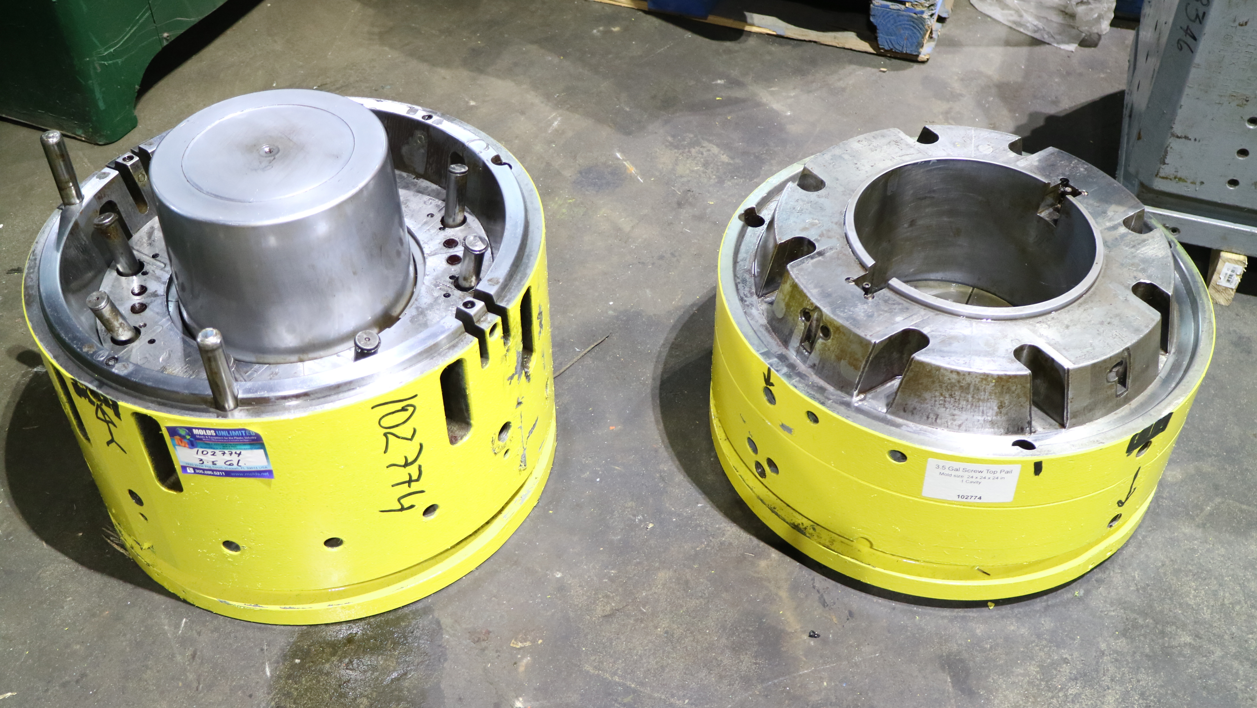 3.5 Gal Screw Top Pail