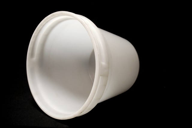 4 Gal Pail — 45 x 23 x 31.25 in, 2 cavities, SKU 510751