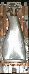 32 Oz. Spray Bottle — 16.2 x 5.9 x 8 in, 1 cavity, SKU 100351
