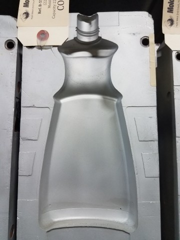 22 Oz. Botella Detergente — 41.3 x 15.2 x 22 cm, 1 cavidad, SKU 100946