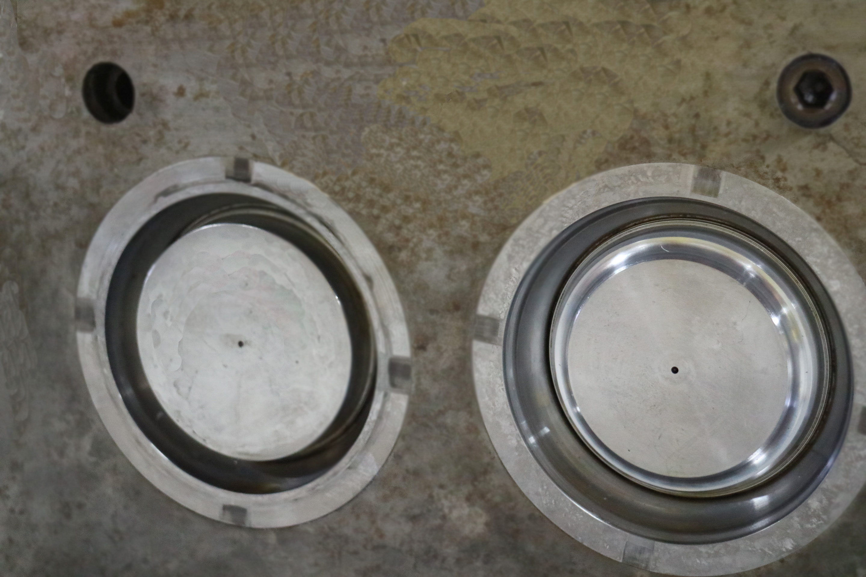 Tapa — 26 x 16 x 14.5 in, 8 cavidades, SKU 100012
