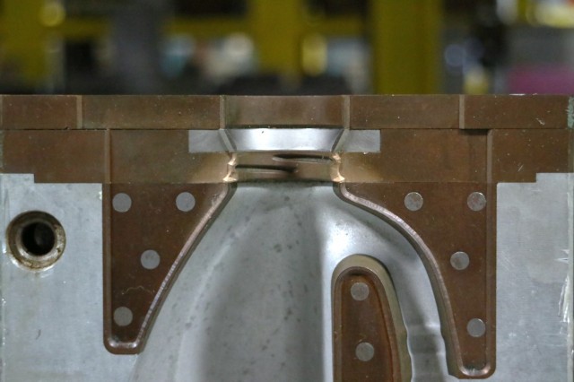 64 Oz. / 0.5 Gl  Multiuse Bottle