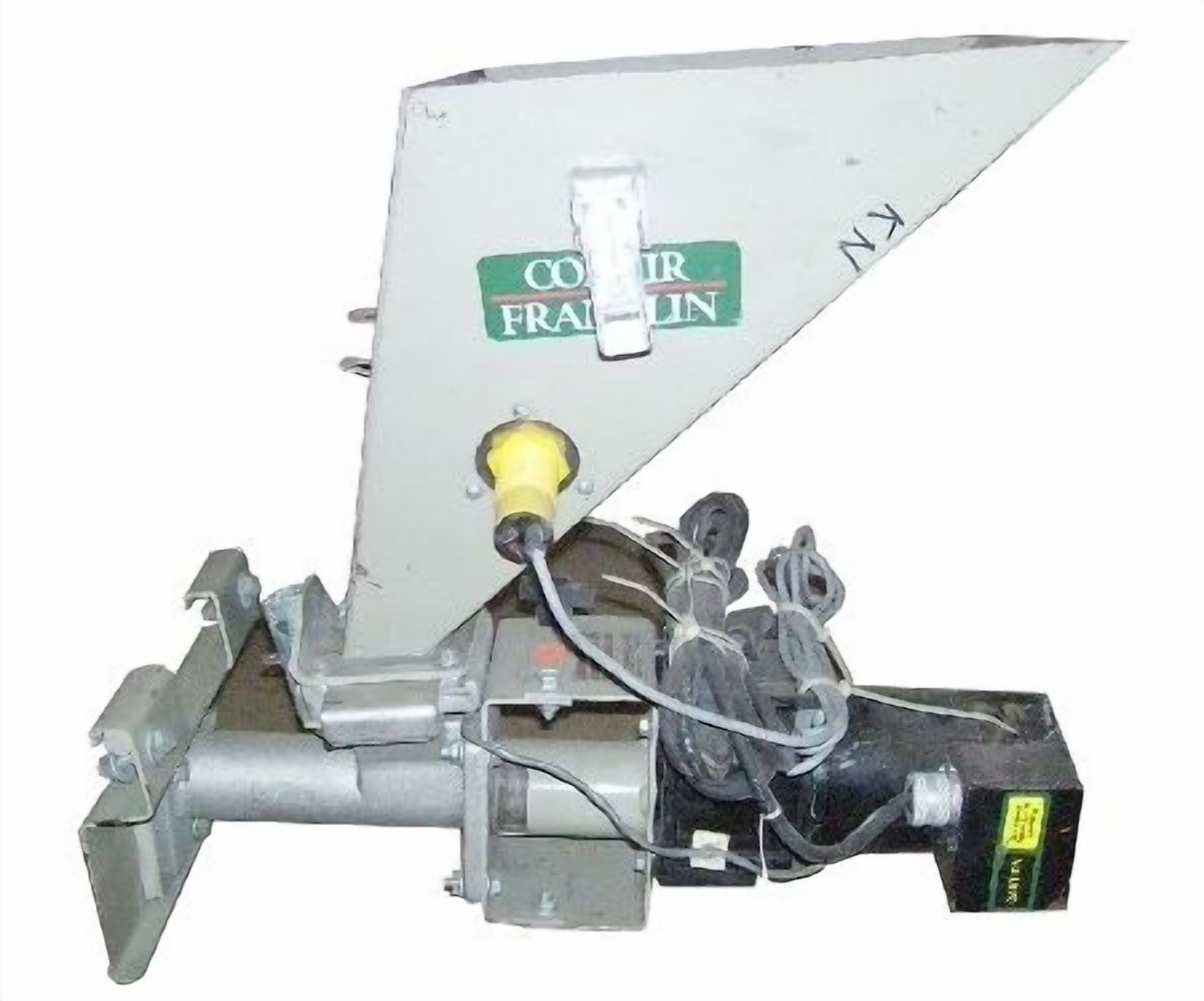 KN-0004 - Feeder