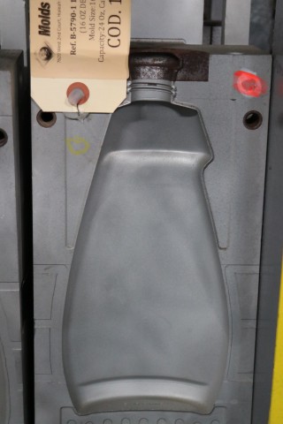 16 Oz. Detergent Bottle — 1 cavity, SKU 100634