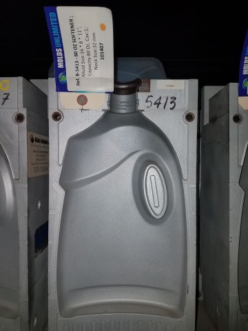 80 Oz. Multiuse Bottle — 16 x 8 x 11 in, 1 cavity, SKU 101407